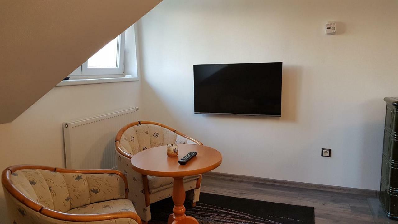 Room With A High Tatras View And Fireplace Strba Exterior photo